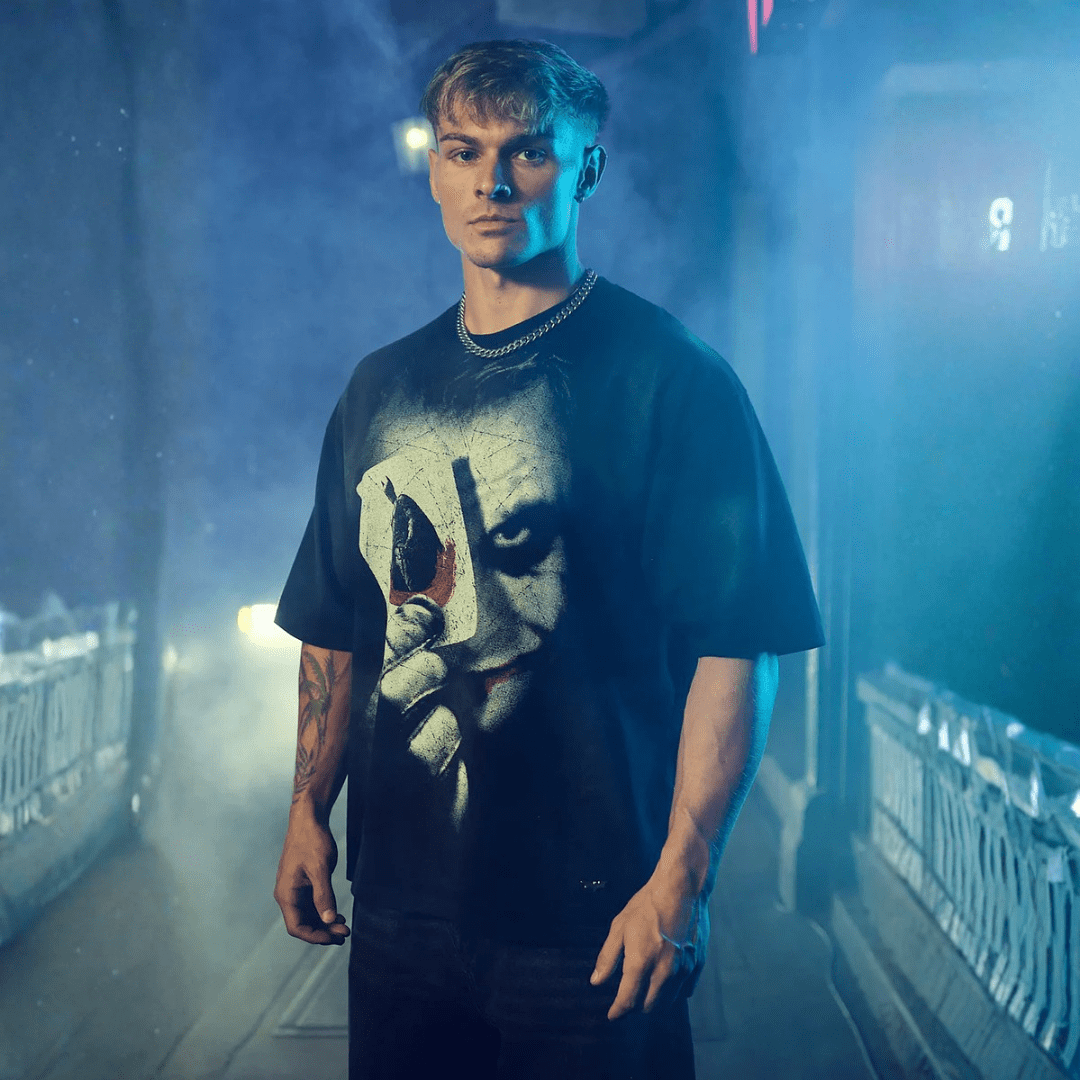 BATMAN SHADOW TEES JOKER F
