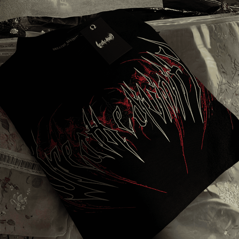HOLLOW SOULS OVERSIZED T-SHIRT NIGHTMARE