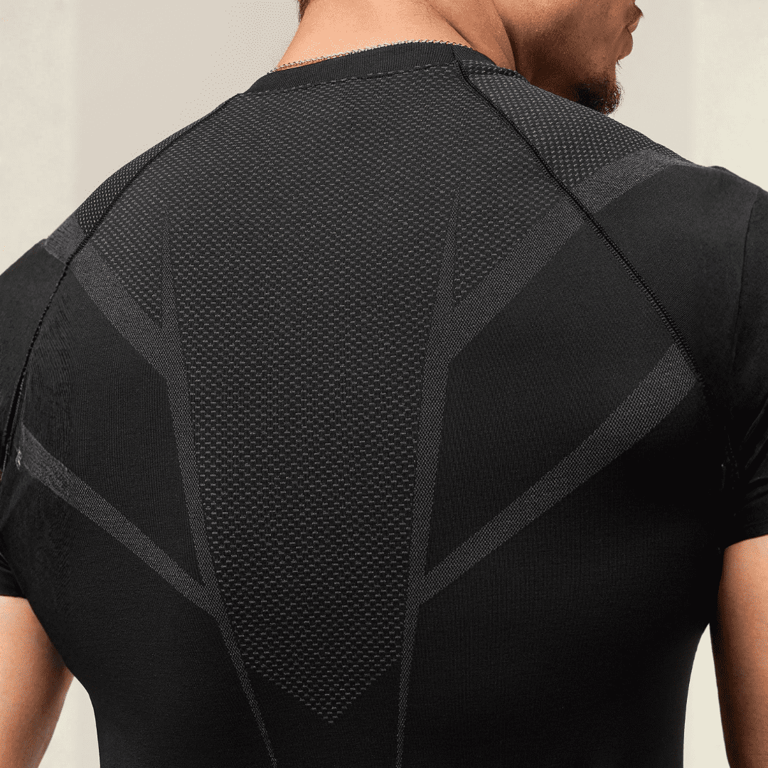 GYMSHARK ONYX 5.0 SEAMLESS T-SHIRT - BLACK/ONYX GREY