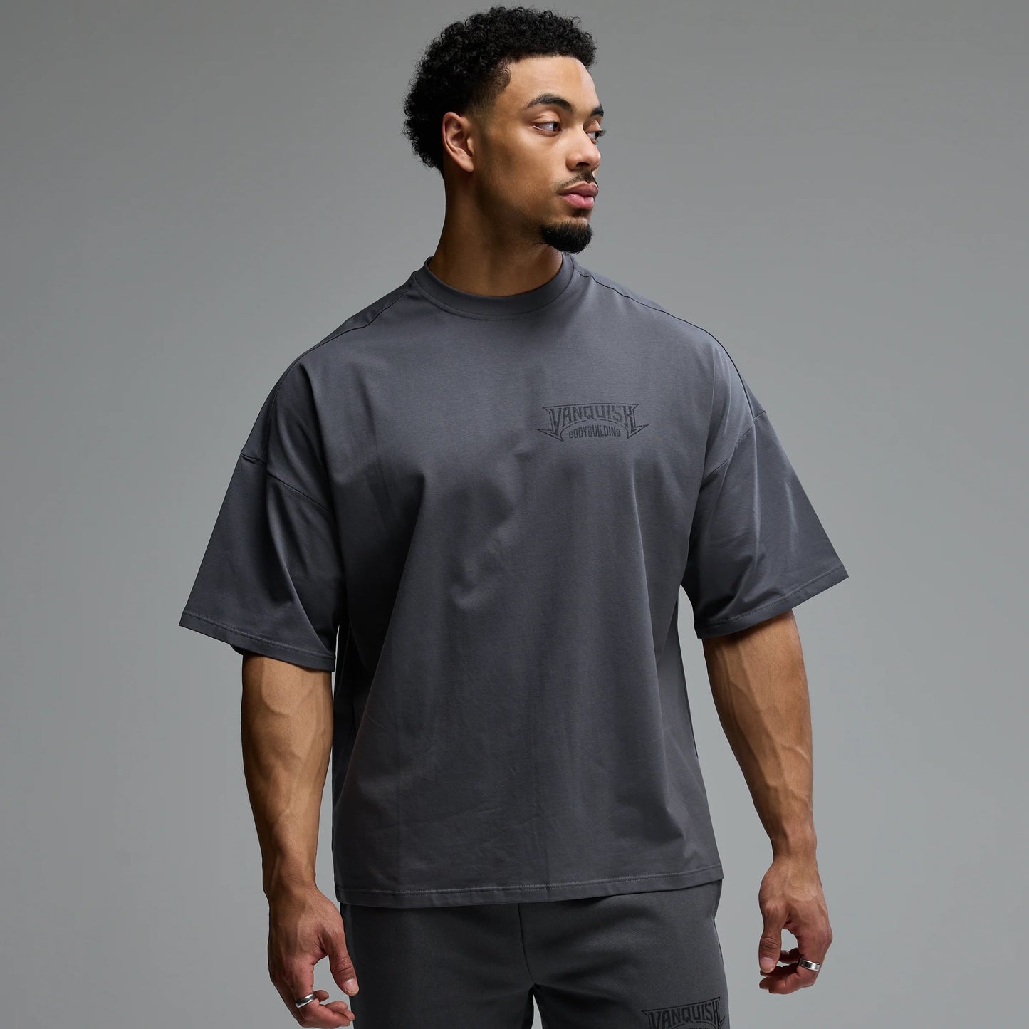 BODYBUILDING EMBLEM CHARCOAL OVERSIZED BOXY T SHIRT