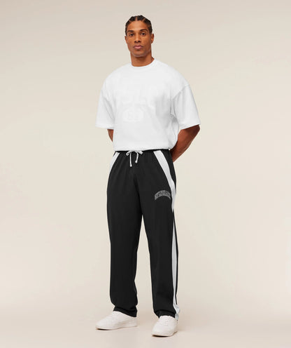 COLLEGIATE TECH PANTS - BLACK
