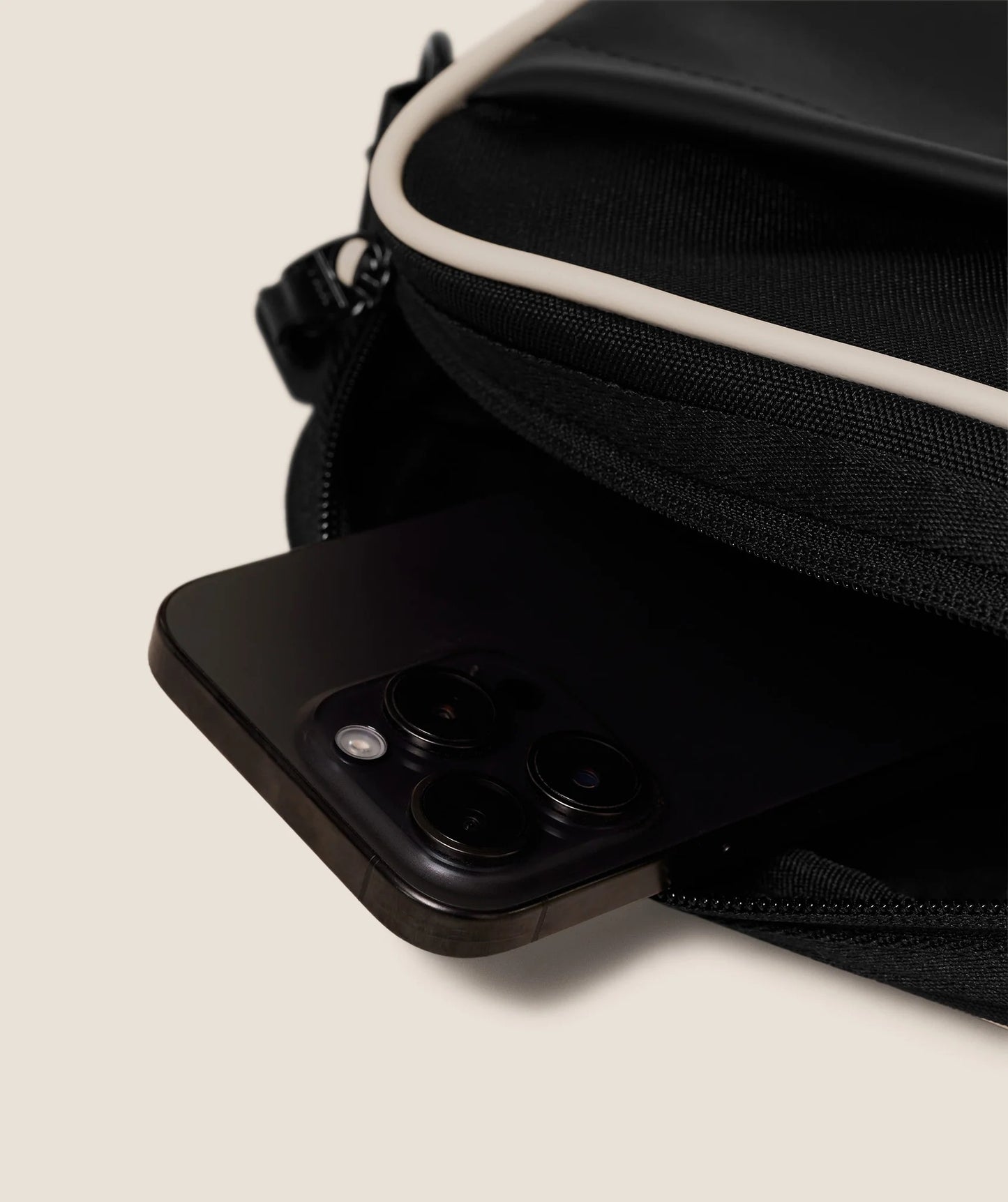 EVERYDAY CAMERA BAG - BLACK/OAT WHITE