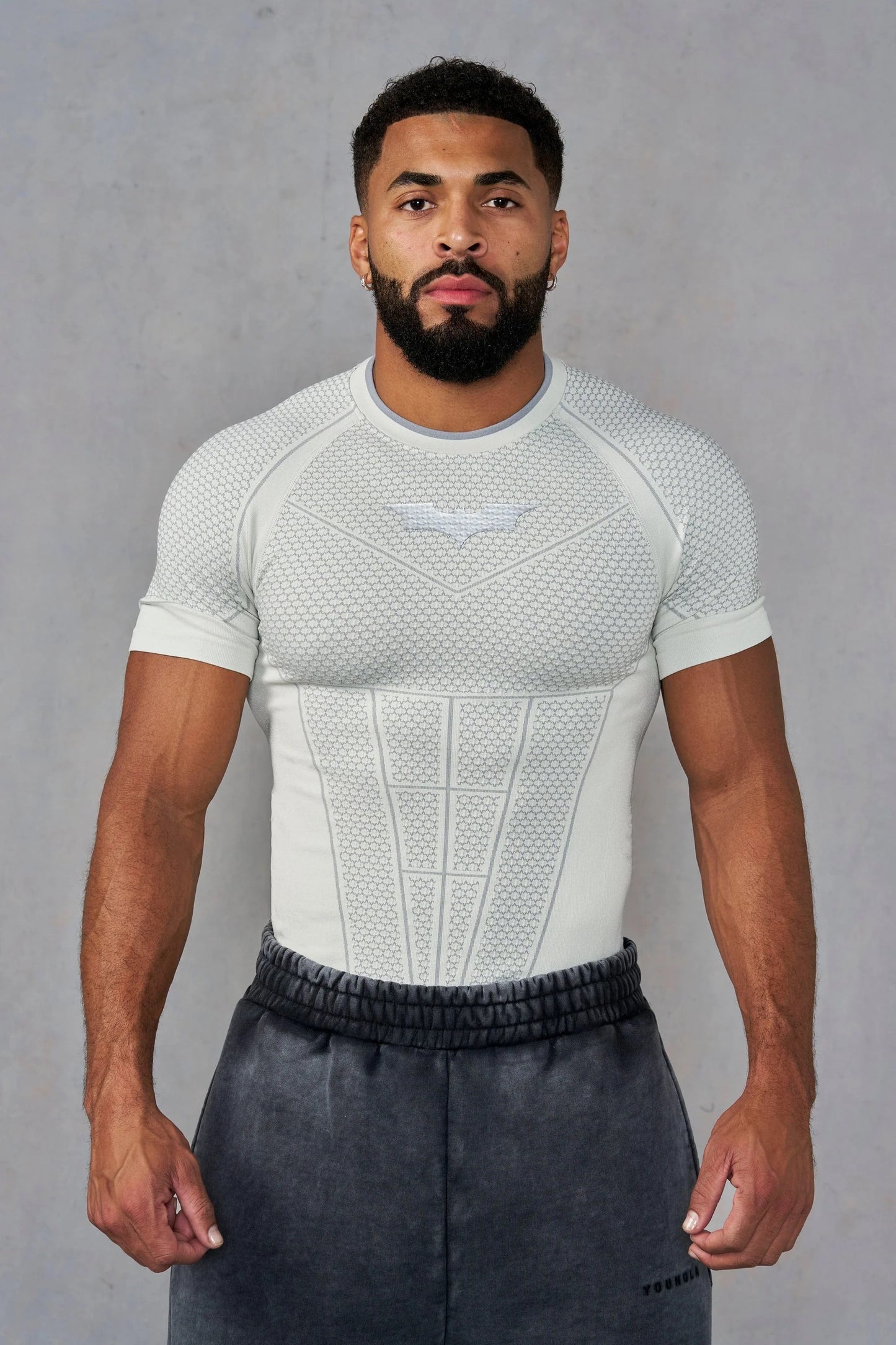 BATMAN COMPRESSION TEES - OFF WHITE