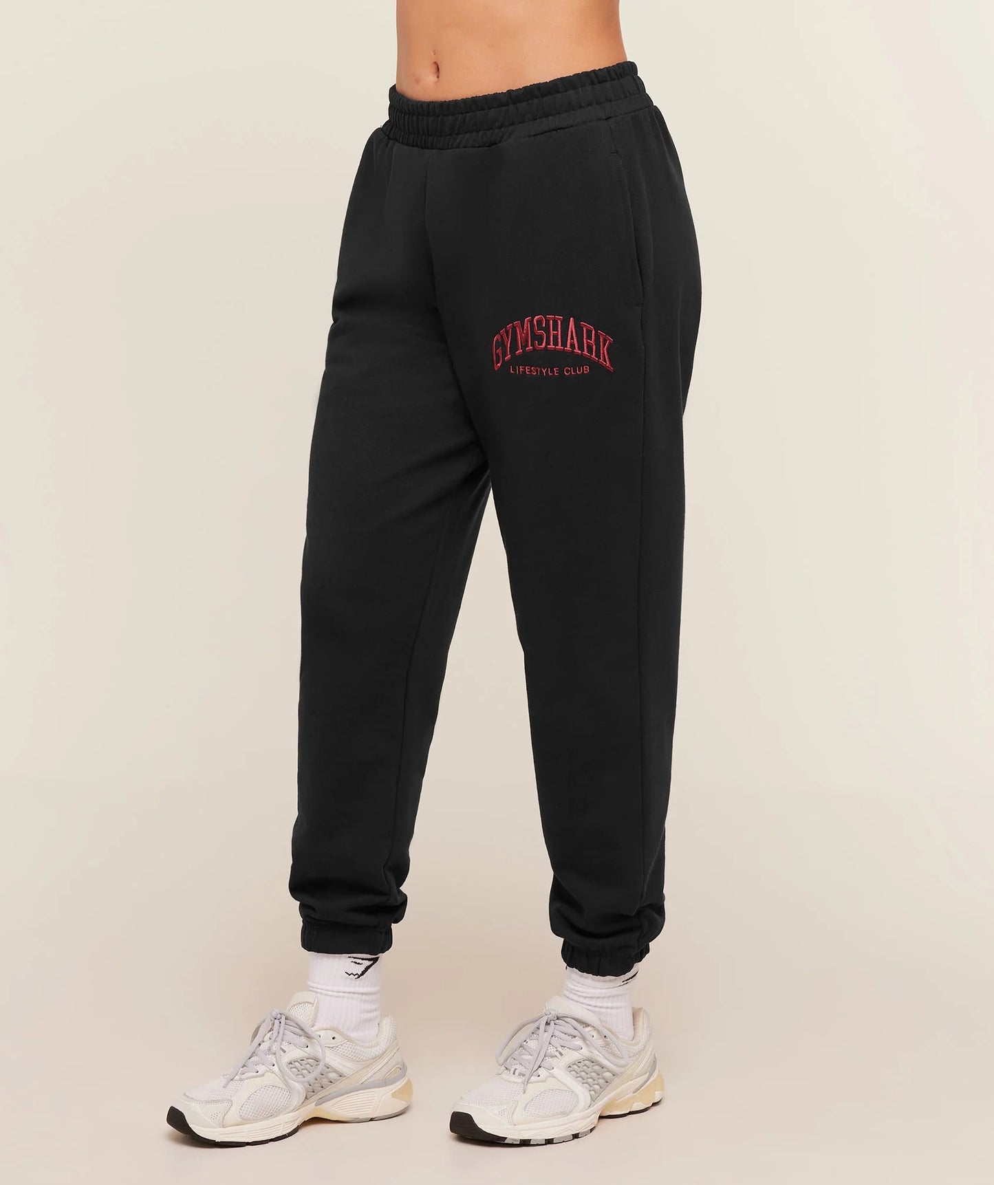 COLLEGIATE GRAPHIC JOGGERS